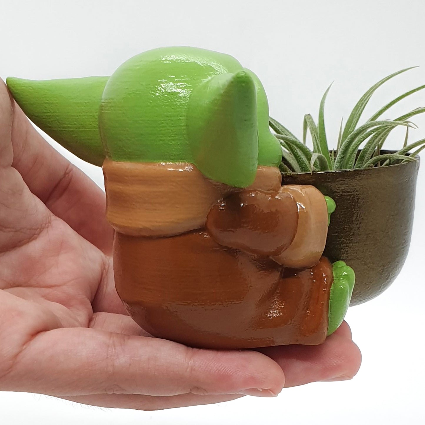 BABY ALIEN PLANTER