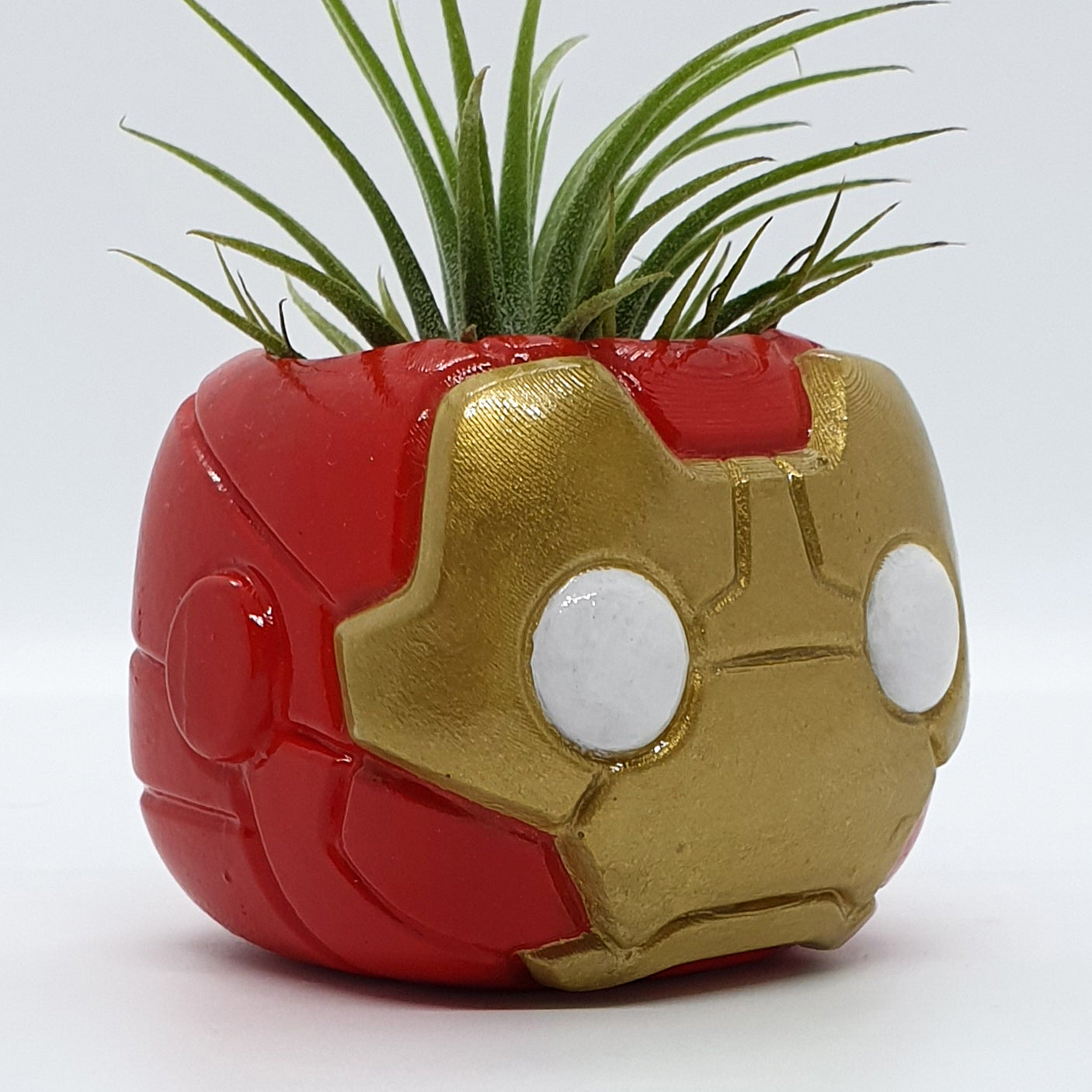IRONMAN PLANTER