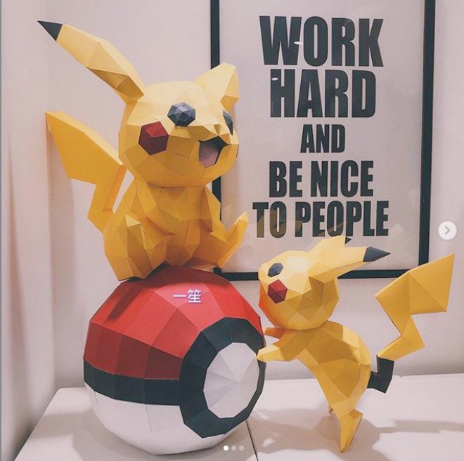 Pikachu Pokeball