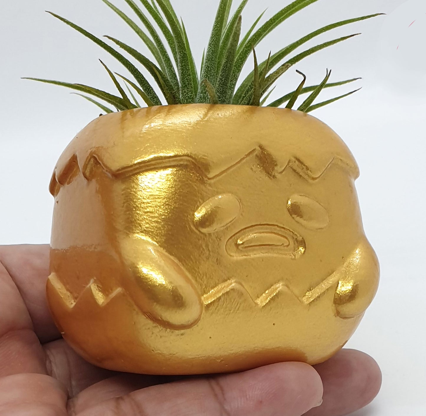 GUDETAMA EGG PLANTER