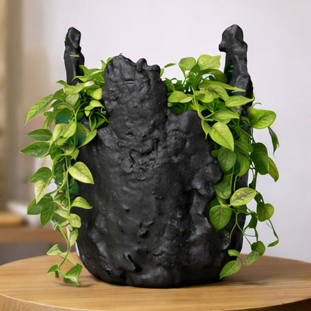 UNIQUE SCULPTURAL ORGANIC PLANTER