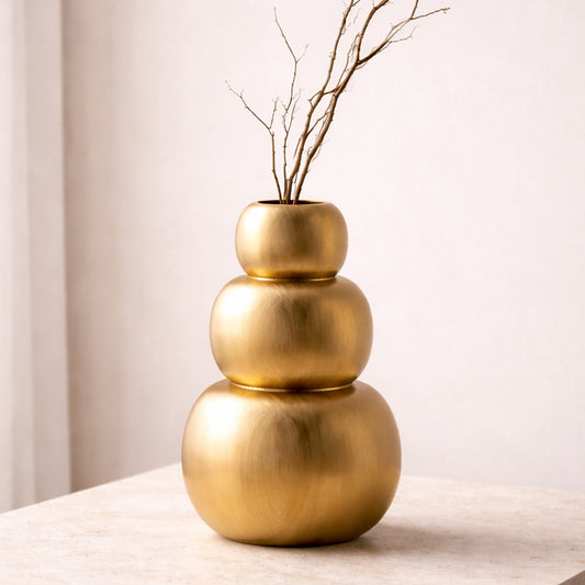 STACKED PEBBLE VASE