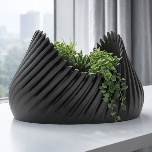 FLUTED RIBBED PLANTER POT