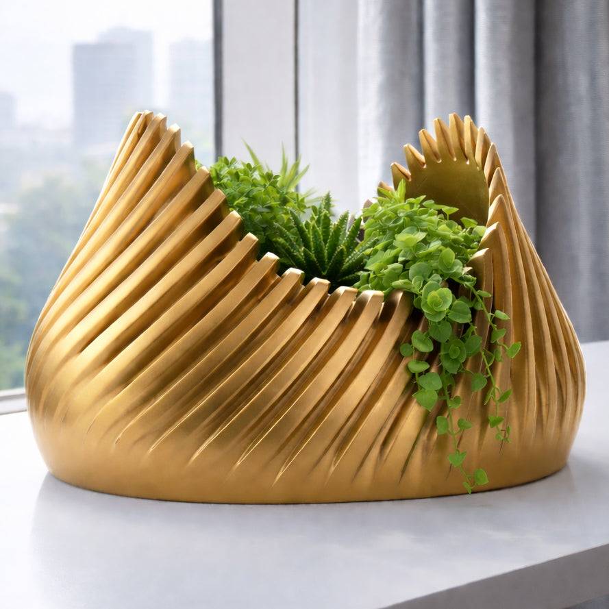 FLUTED RIBBED PLANTER POT