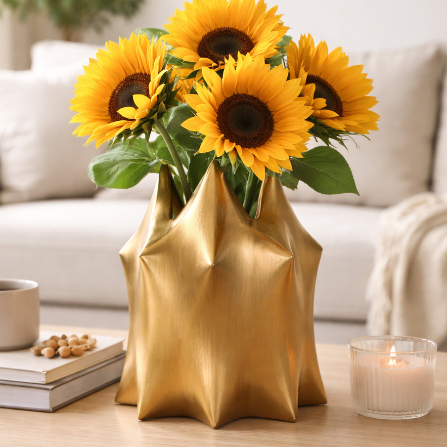 SPIKED VASE