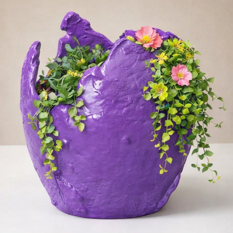 UNIQUE SCULPTURAL ORGANIC PLANTER