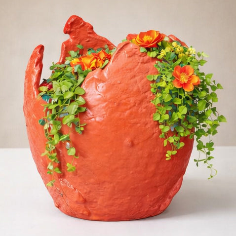 UNIQUE SCULPTURAL ORGANIC PLANTER