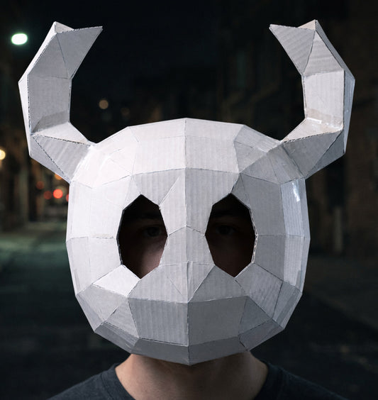 HOLLOW KNIGHT MASK
