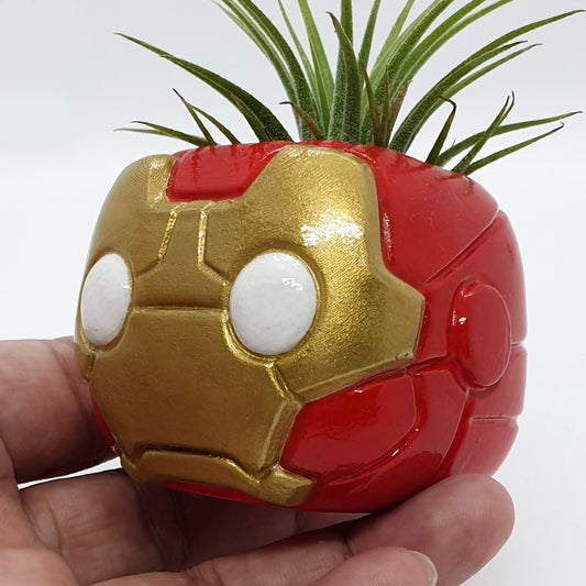 IRONMAN PLANTER