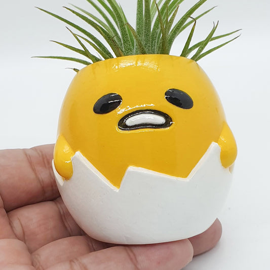 GUDETAMA EGG PLANTER